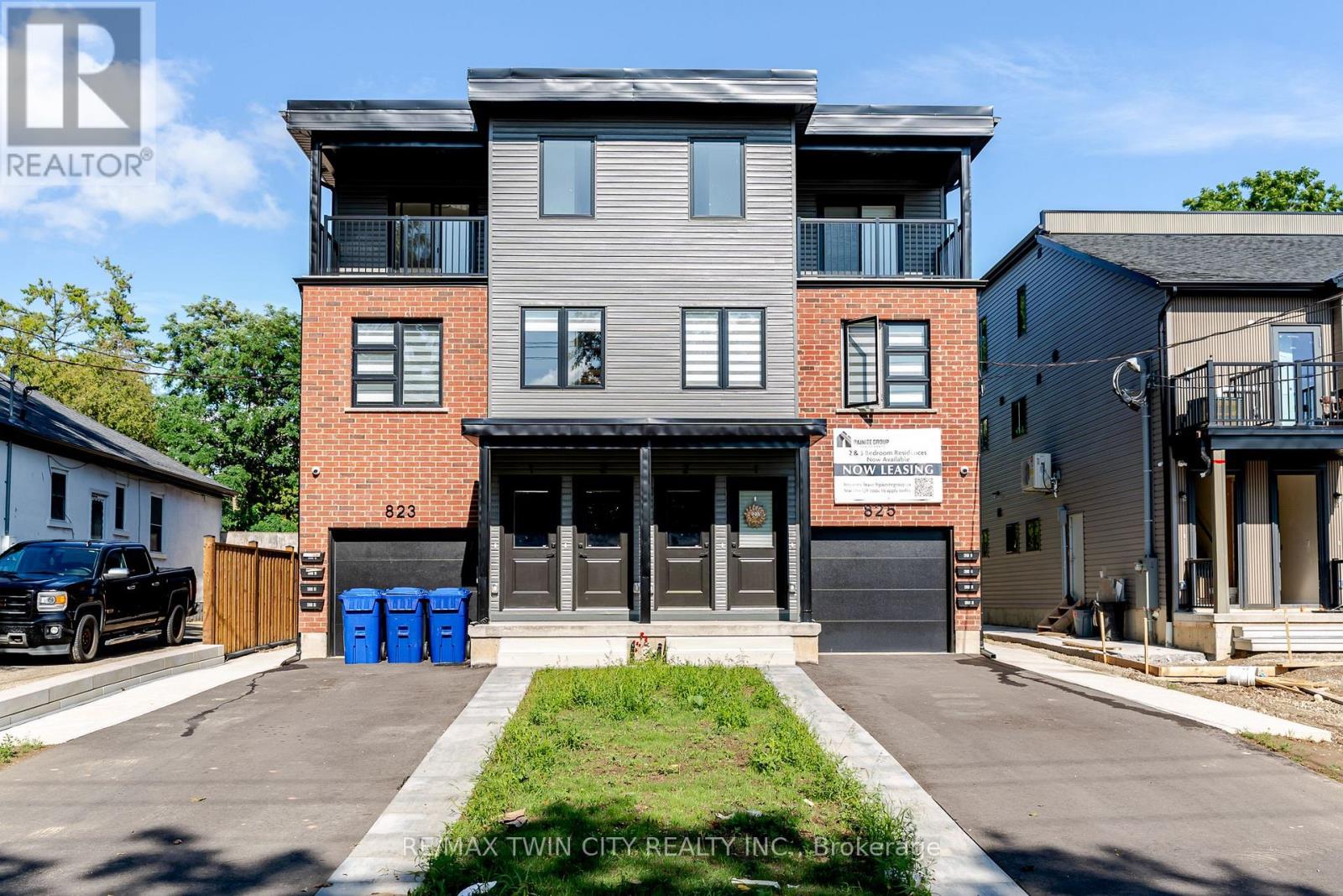 MLS® listing #30190728 for sale located at 3 - 825 STIRLING AVENUE S