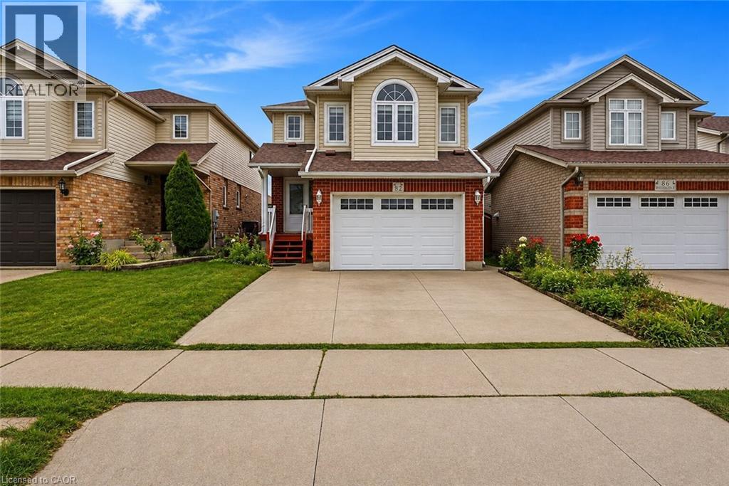 MLS® listing #30190999 for sale located at 82 BRIDLEWREATH Street