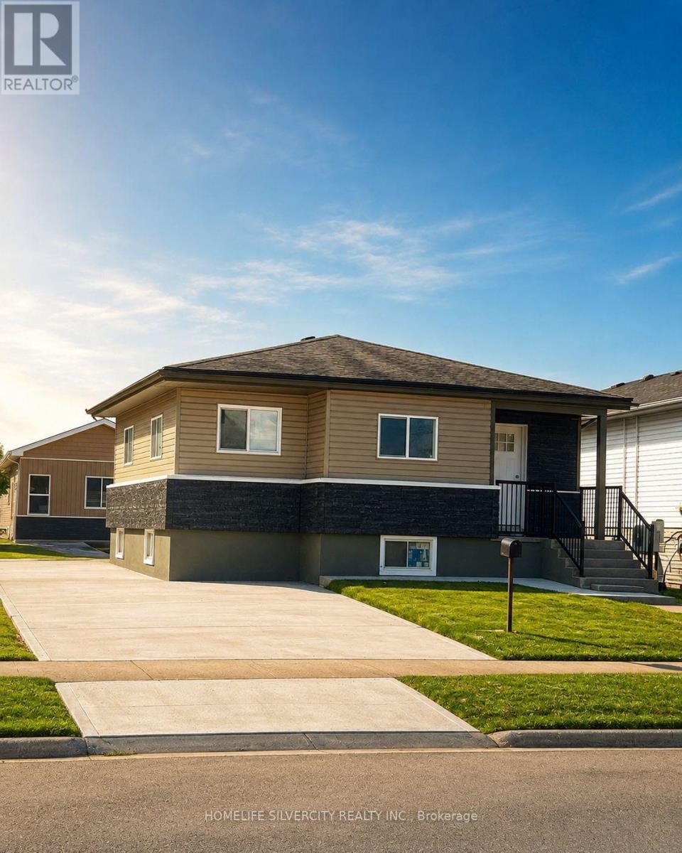 MLS® listing #30191585 for sale located at 221 EMERSON AVENUE S