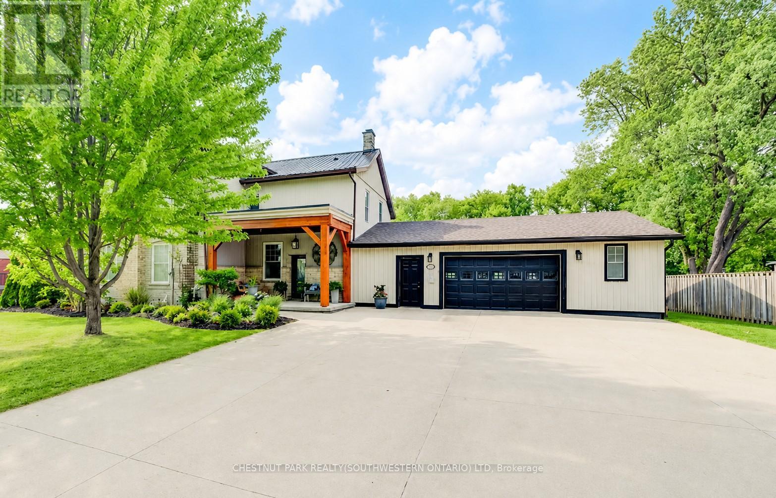 MLS® listing #30192599 for sale located at 35 SCHWEITZER STREET