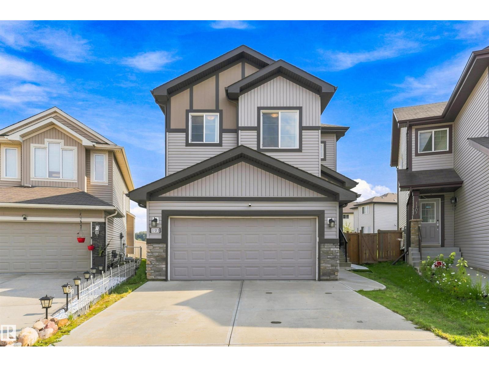 MLS® listing #30192865 for sale located at 1103 26 AV NW