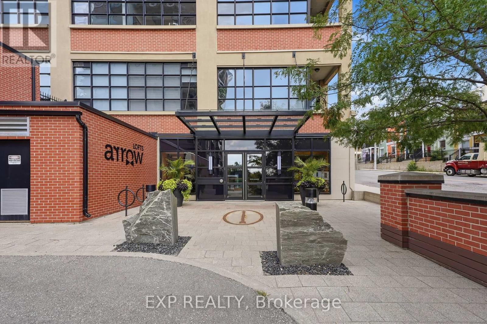 MLS® listing #30193326 for sale located at 417 - 112 BENTON STREET