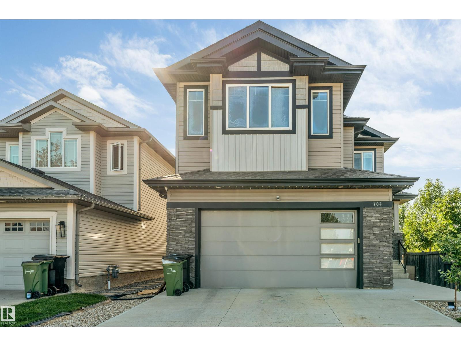MLS® listing #30193330 for sale located at 704 172 ST SW