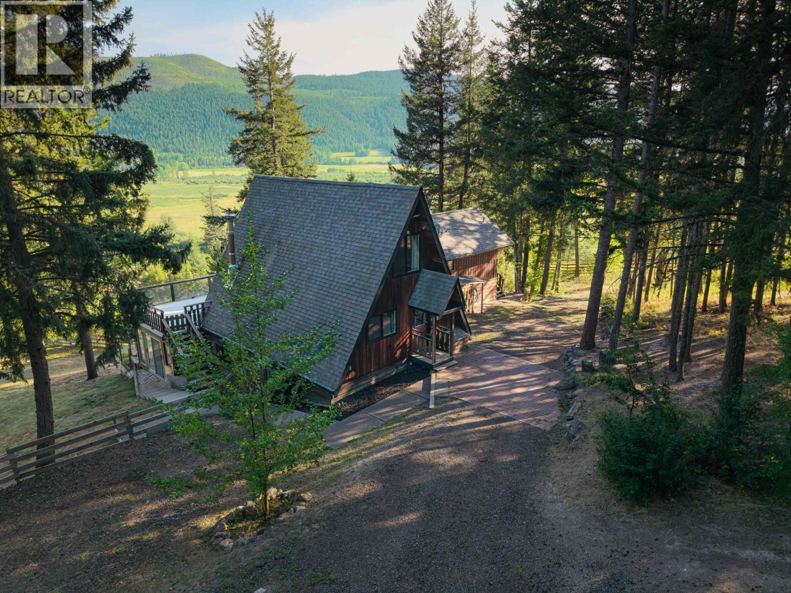 MLS® listing #30193336 for sale located at 7263 SUMMIT ROAD