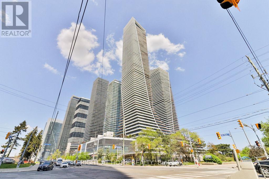 MLS® listing #30193361 for sale located at 236 - 30 SHORE BREEZE DRIVE
