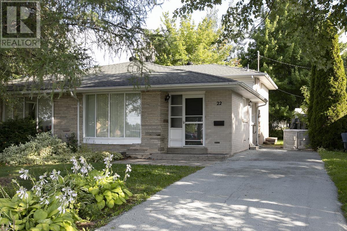 MLS® listing #30193873 for sale located at 22 Princess CRES