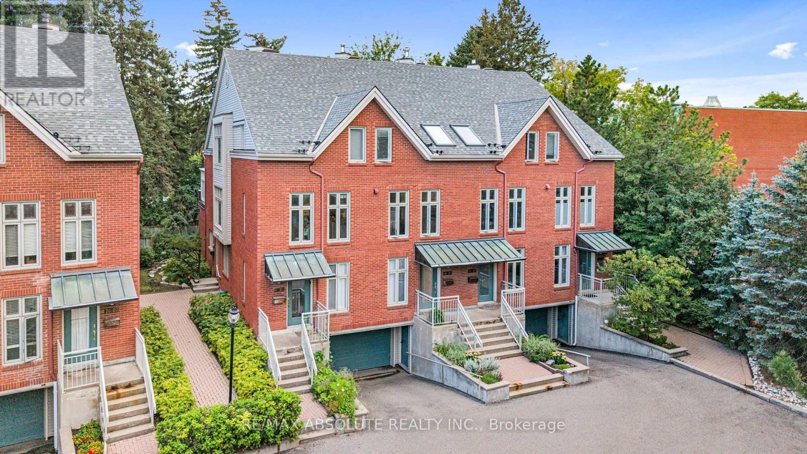 MLS® listing #30193897 for sale located at 16 - 20 CHARLEVOIX STREET