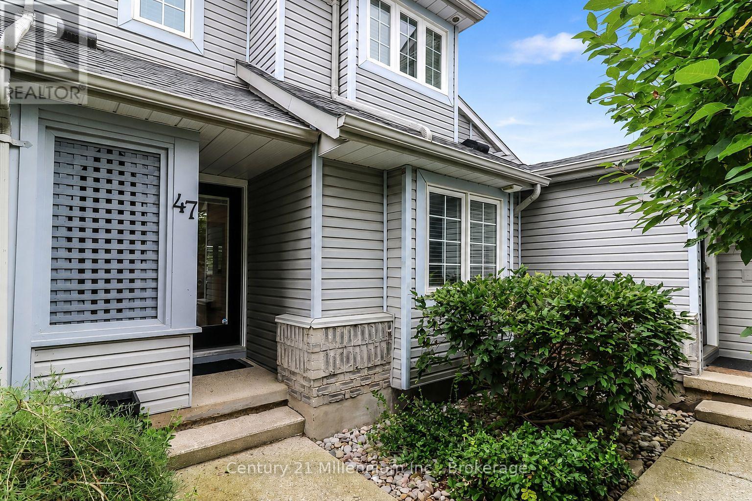 MLS® listing #30193998 for sale located at 47 - 146 SETTLERS WAY