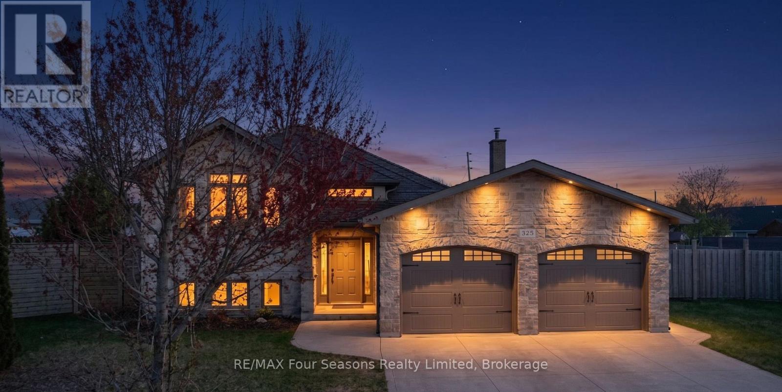 MLS® listing #30194004 for sale located at 325 GINGRICH CRESCENT