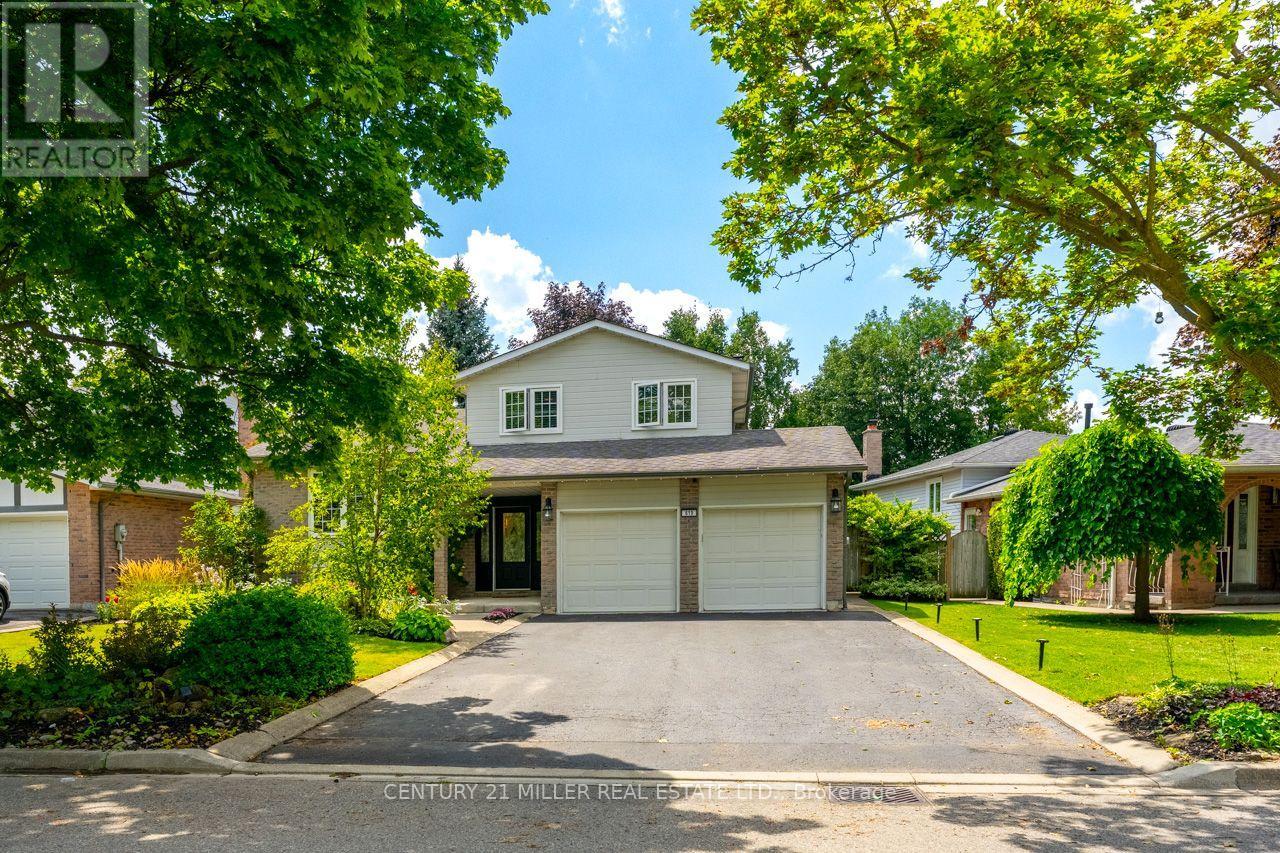 MLS® listing #30194092 for sale located at 619 MOORELANDS CRESCENT