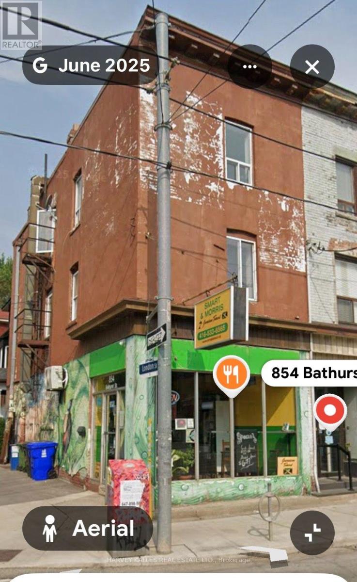 MLS® listing #30194367 for sale located at 854 BATHURST STREET