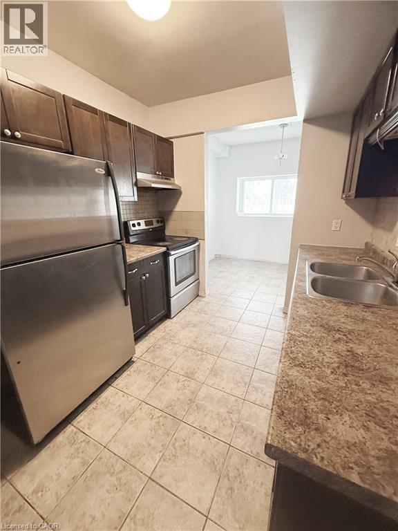 MLS® listing #30195509 for sale located at 283 FAIRWAY Road N Unit# 90