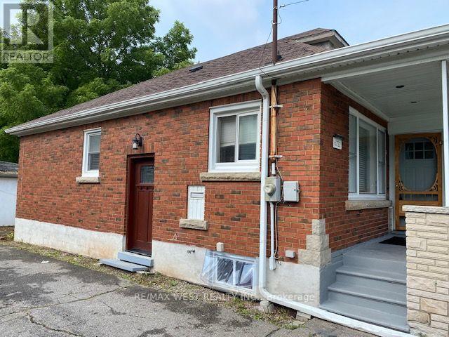 MLS® listing #30196128 for sale located at UPPER - 6722 DUNN STREET
