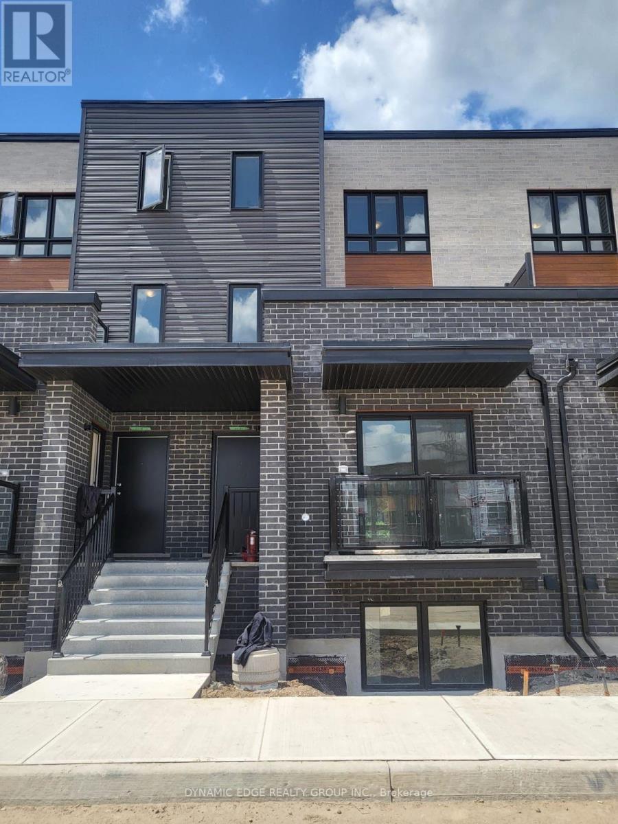 MLS® listing #30196447 for sale located at 25 - 235 CHAPEL HILL DRIVE