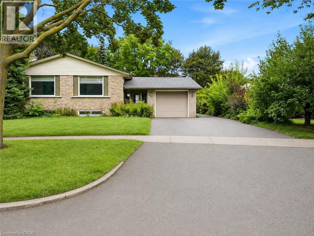 MLS® listing #30196575 for sale located at 58 TUPPER Crescent