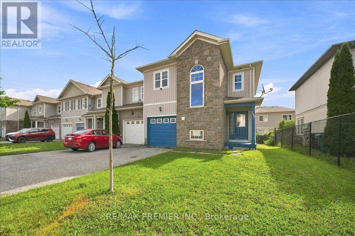 MLS® listing #30198900 for sale located at 125 - 800 WEST RIDGE BOULEVARD