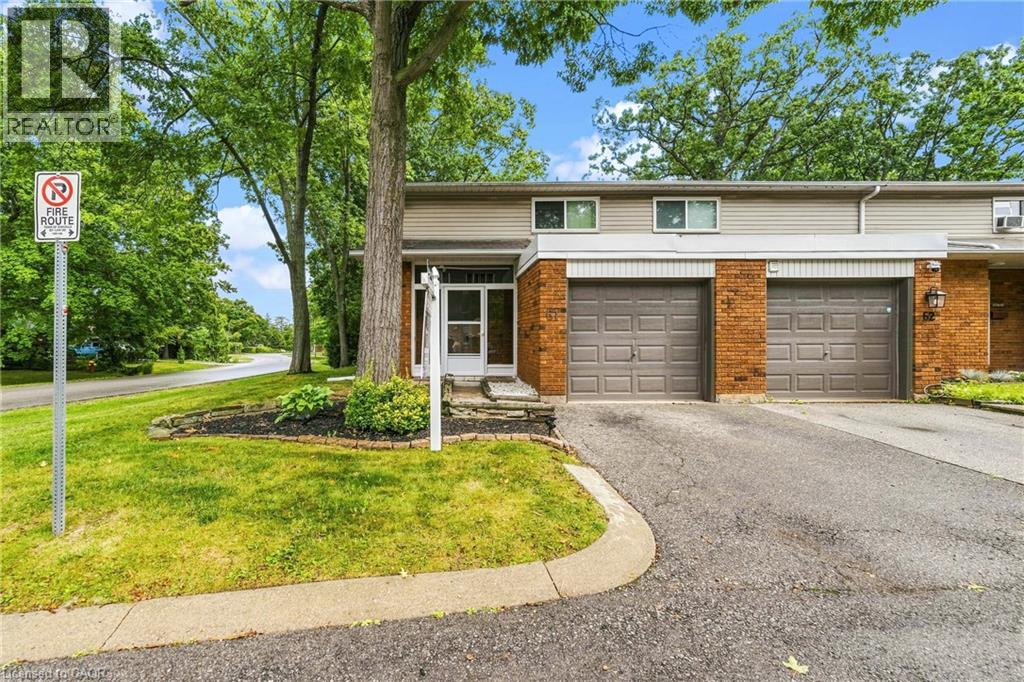 MLS® listing #30203160 for sale located at 1270 GAINSBOROUGH Drive Unit# 61