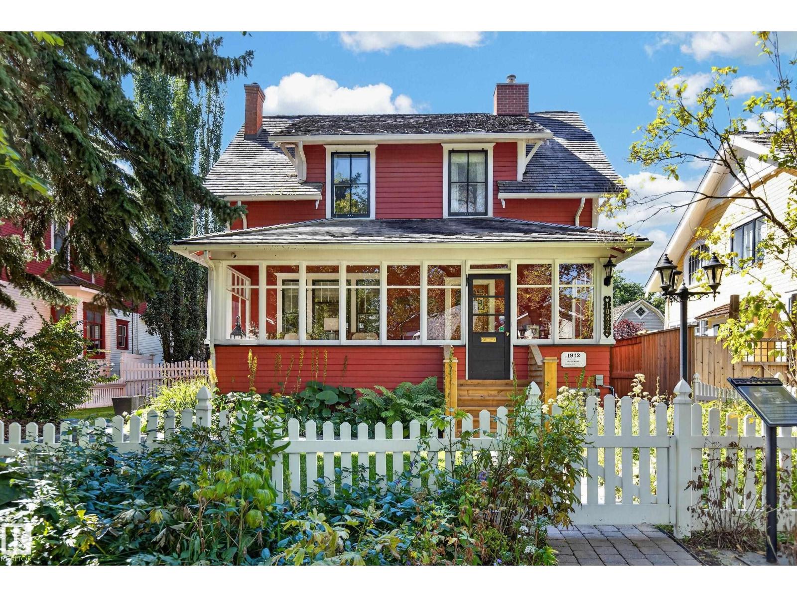 MLS® listing #30203728 for sale located at 10834 125 ST NW