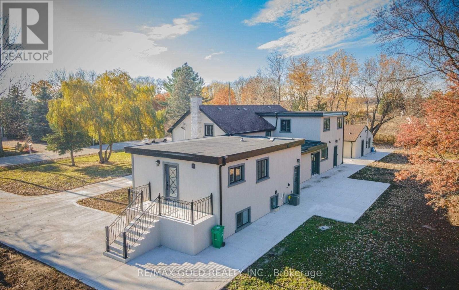 MLS® listing #30204327 for sale located at 18137 CATARACT ROAD