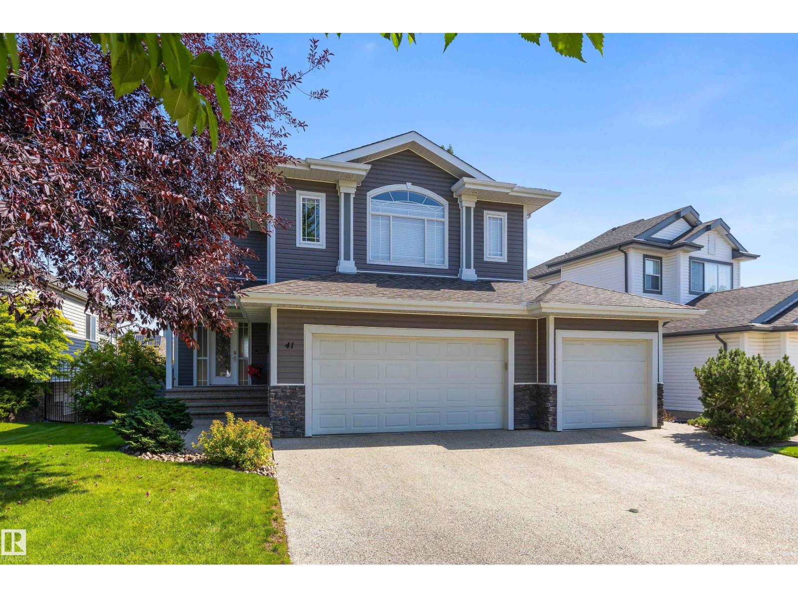 MLS® listing #30204346 for sale located at 41 KENDALL CR