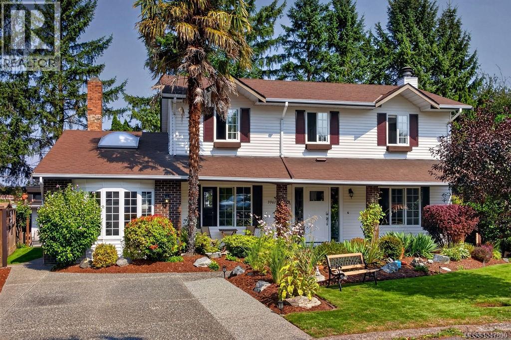 MLS® listing #30205729 for sale located at 3961 Reynolds Crt