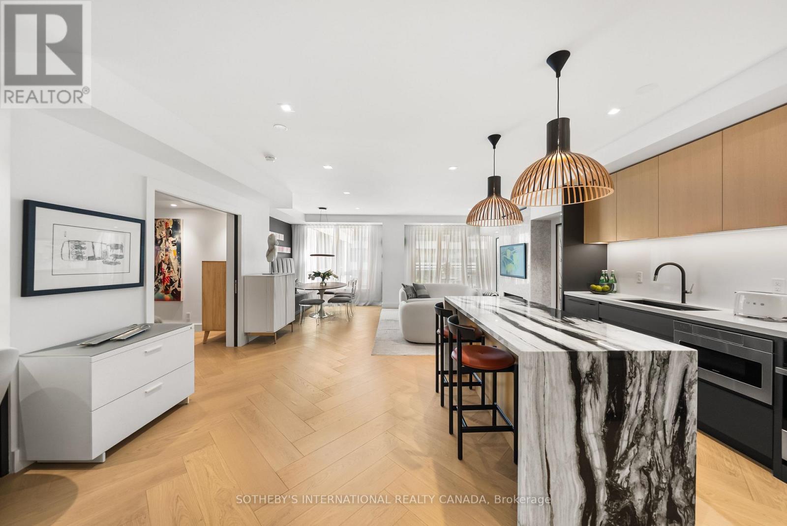 MLS® listing #30205917 for sale located at 716 - 20 SCRIVENER SQUARE