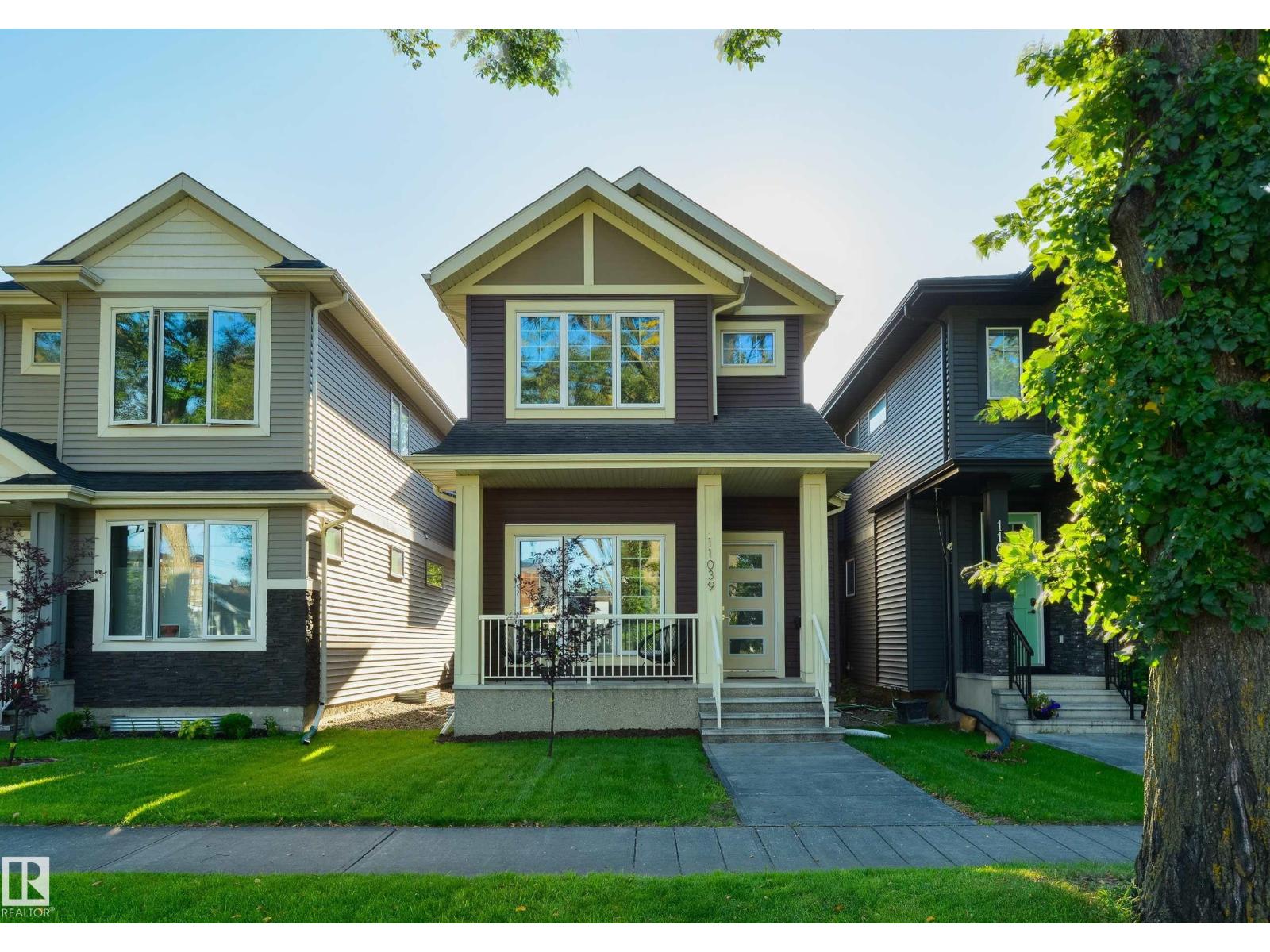 MLS® listing #30206292 for sale located at 11039 126 ST NW NW