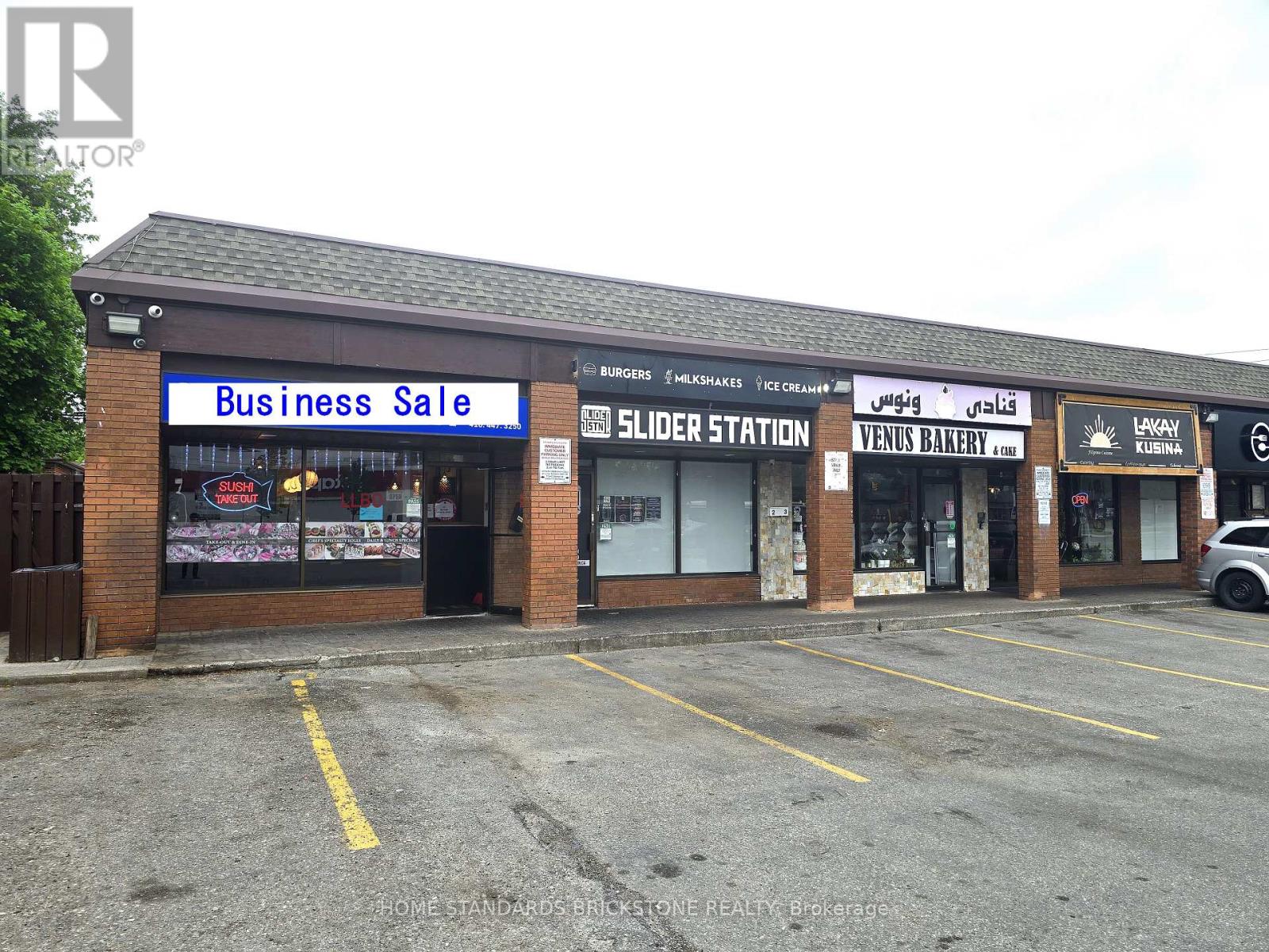 MLS® listing #30207341 for sale located at 1 - 80 ELLESMERE ROAD