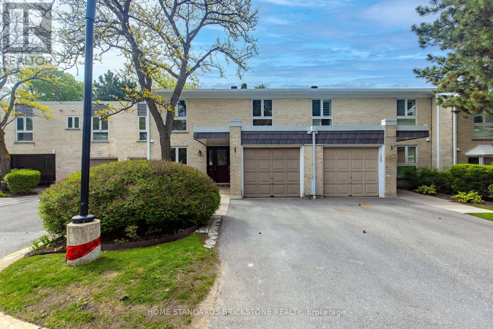 MLS® listing #30207366 for sale located at 50 - 27 PROUDBANK MILLWAY