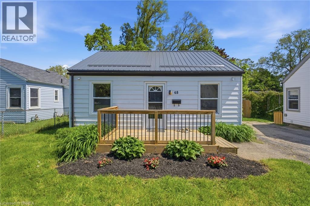 MLS® listing #30207770 for sale located at 48 SEVENTH Avenue