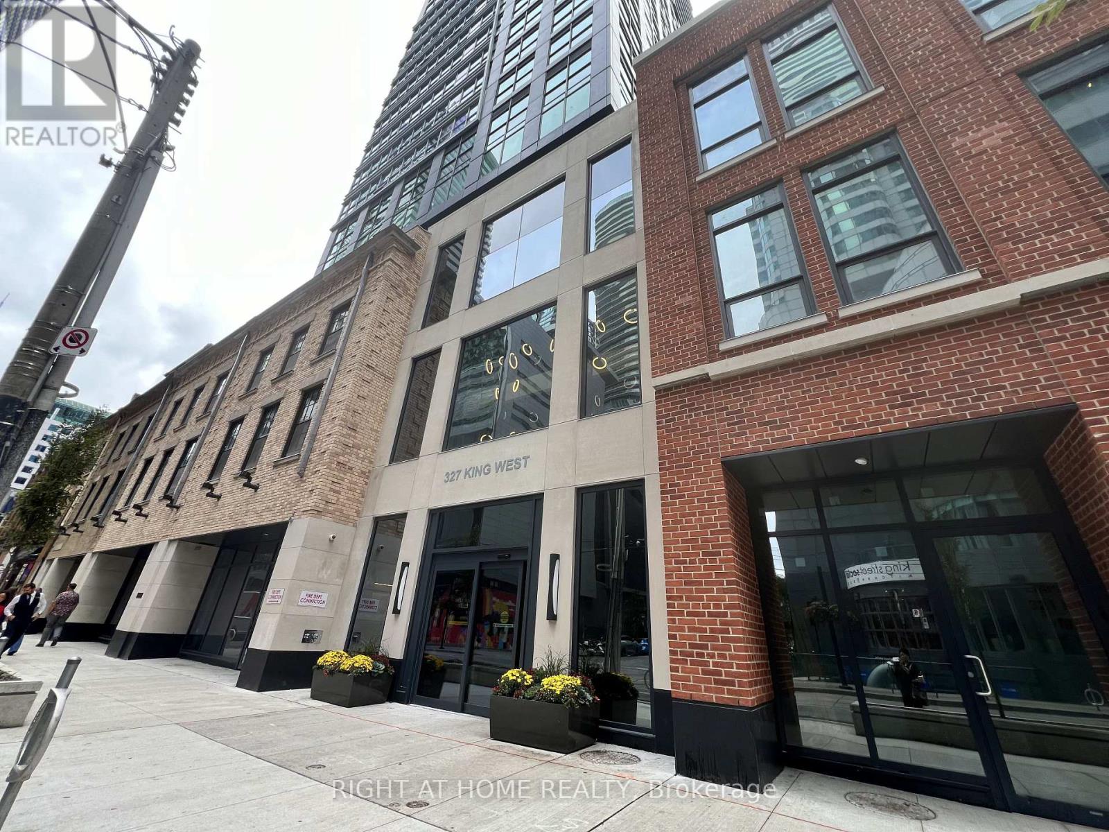 MLS® listing #30207775 for sale located at 2301 - 327 KING STREET W