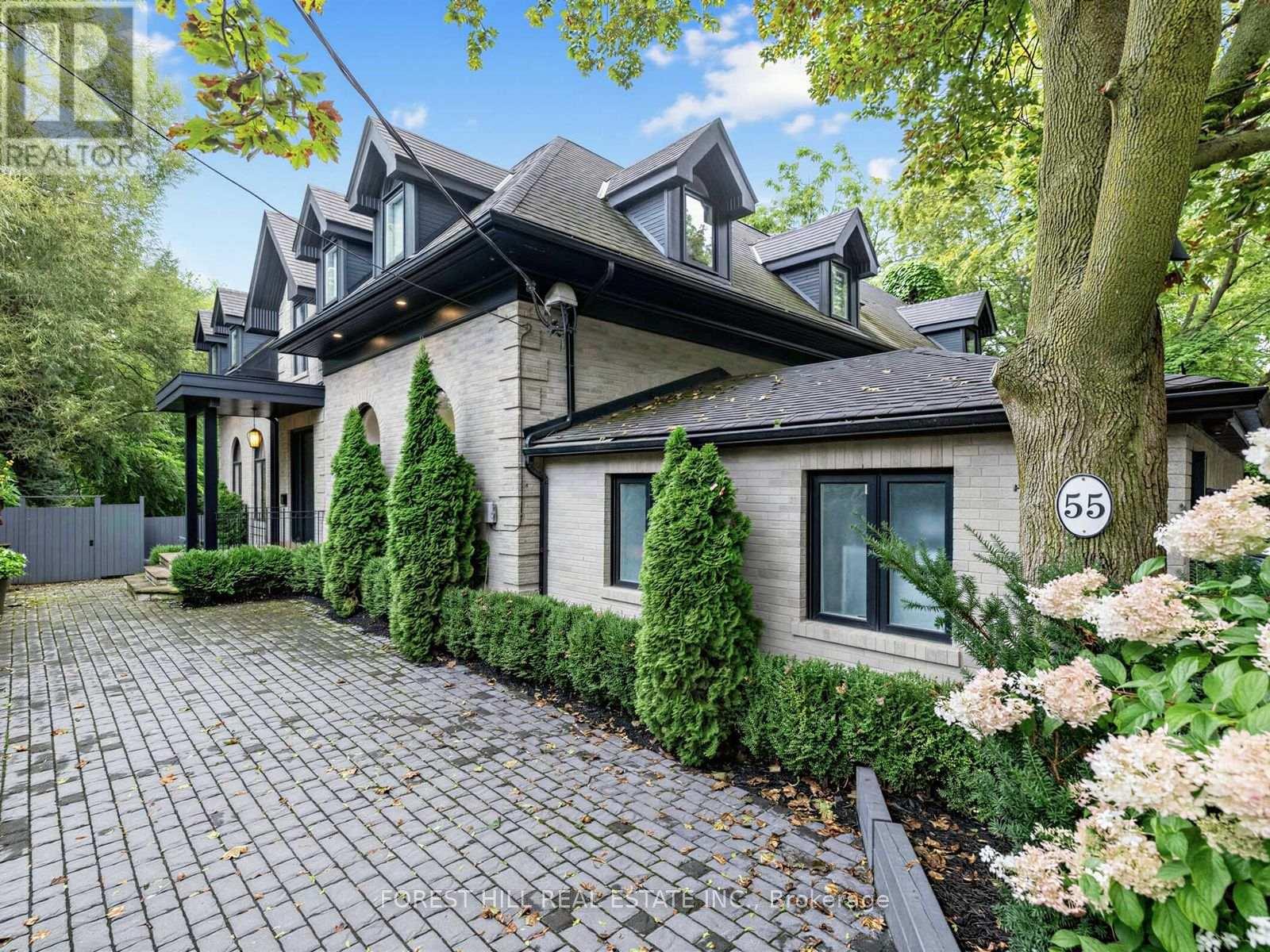 MLS® listing #30207777 for sale located at 55 STRATHEARN BOULEVARD
