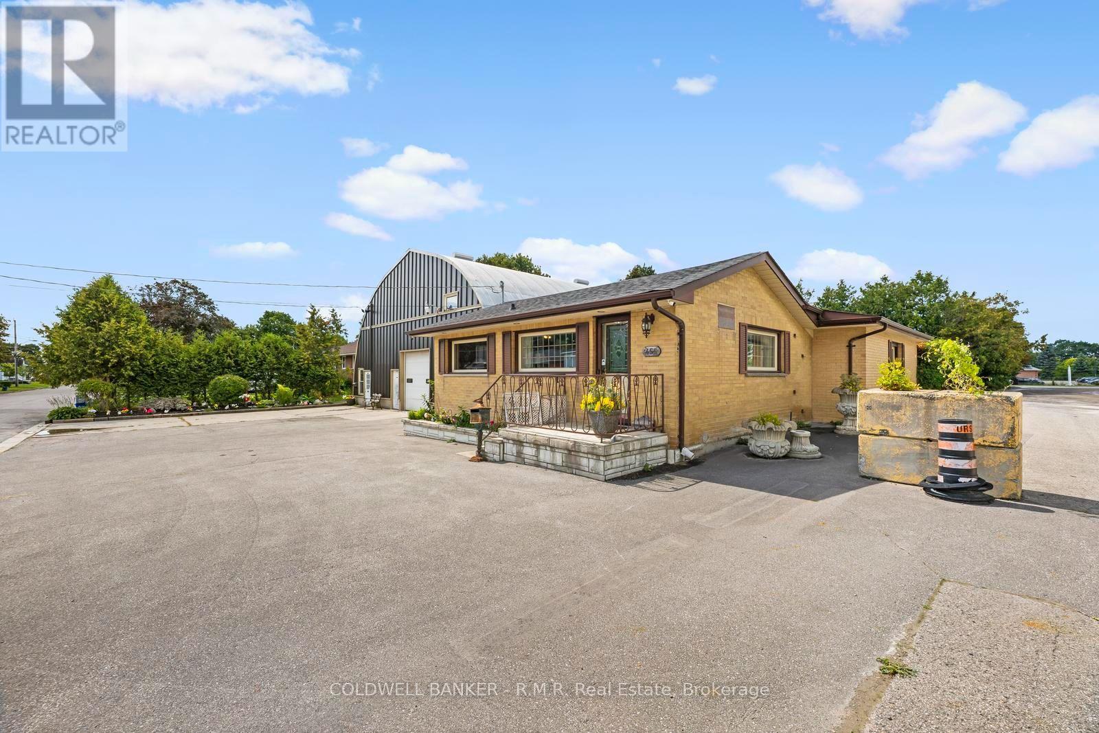 MLS® listing #30207984 for sale located at 455 CAMPBELL STREET
