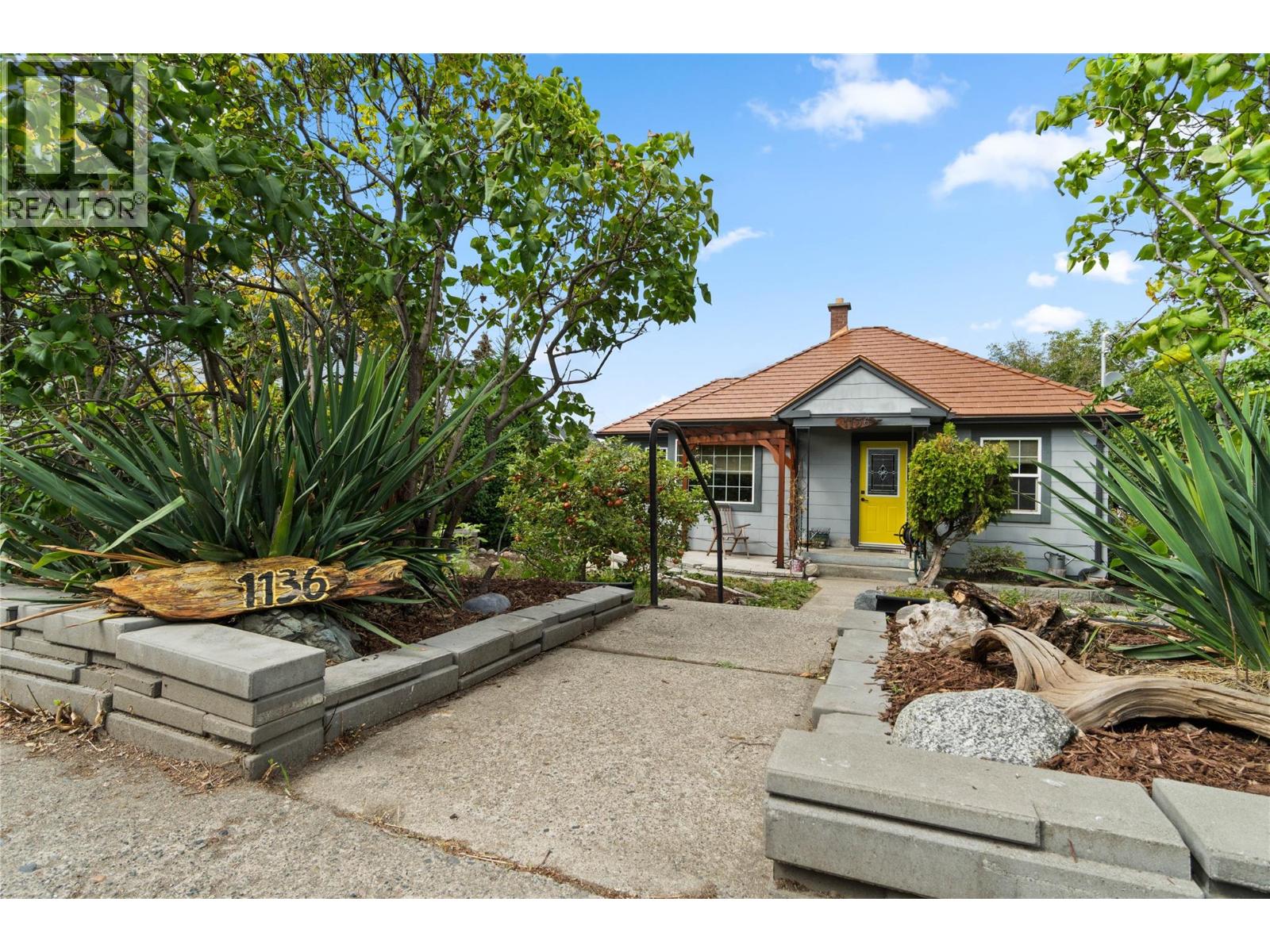 MLS® listing #30210355 for sale located at 1136 Dominion Street