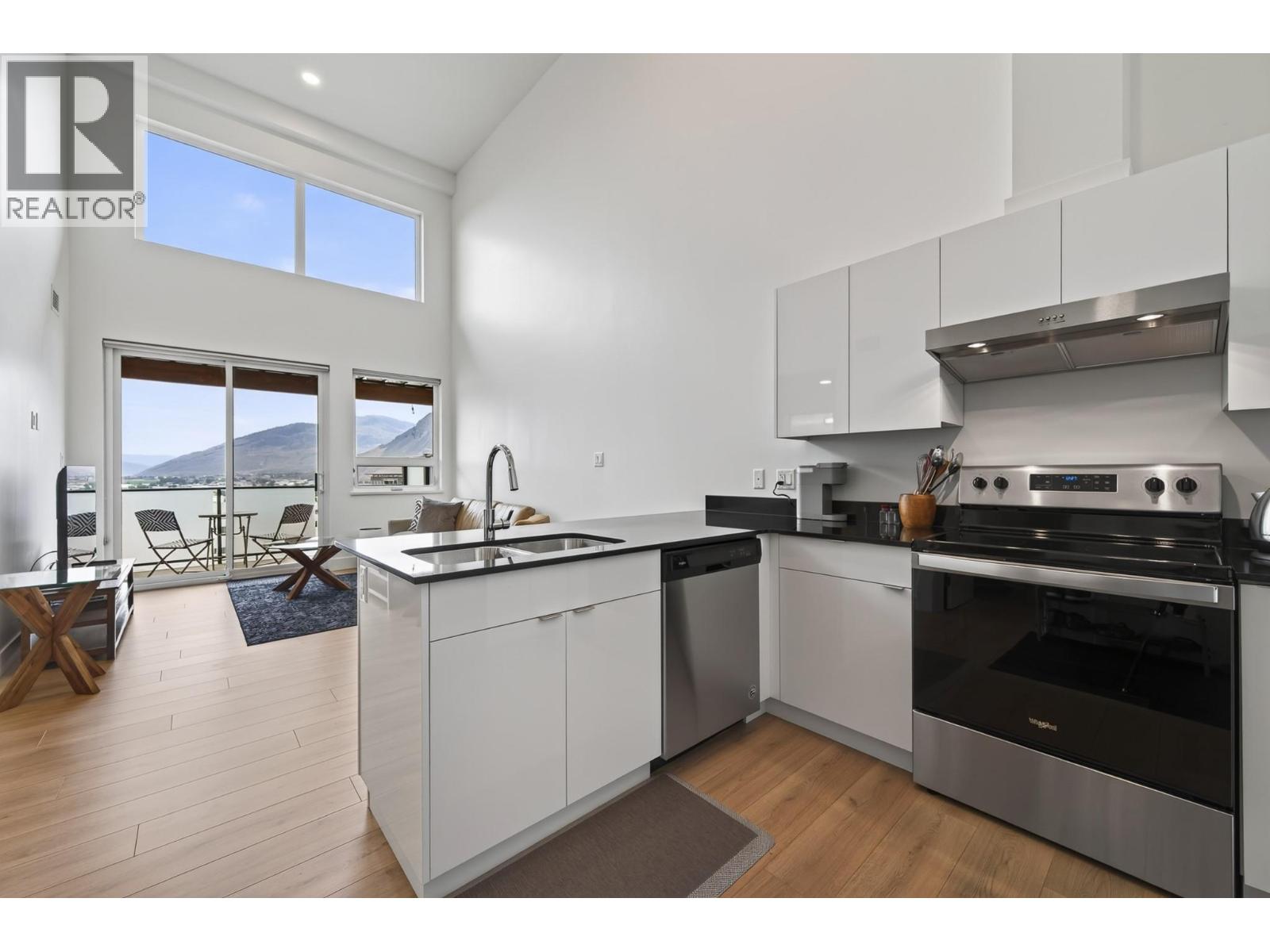 MLS® listing #30210684 for sale located at 444 St Paul Street Unit# 621