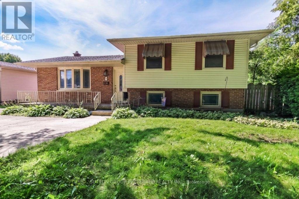 MLS® listing #30211676 for sale located at 1 PICKWICK PLACE