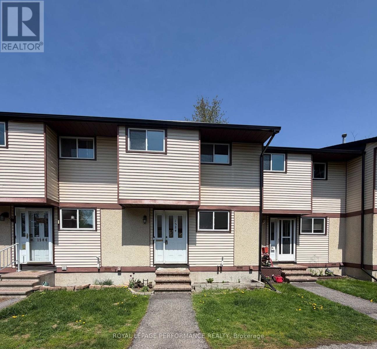 MLS® listing #30211822 for sale located at 62 - 1584 FEATHER LANE