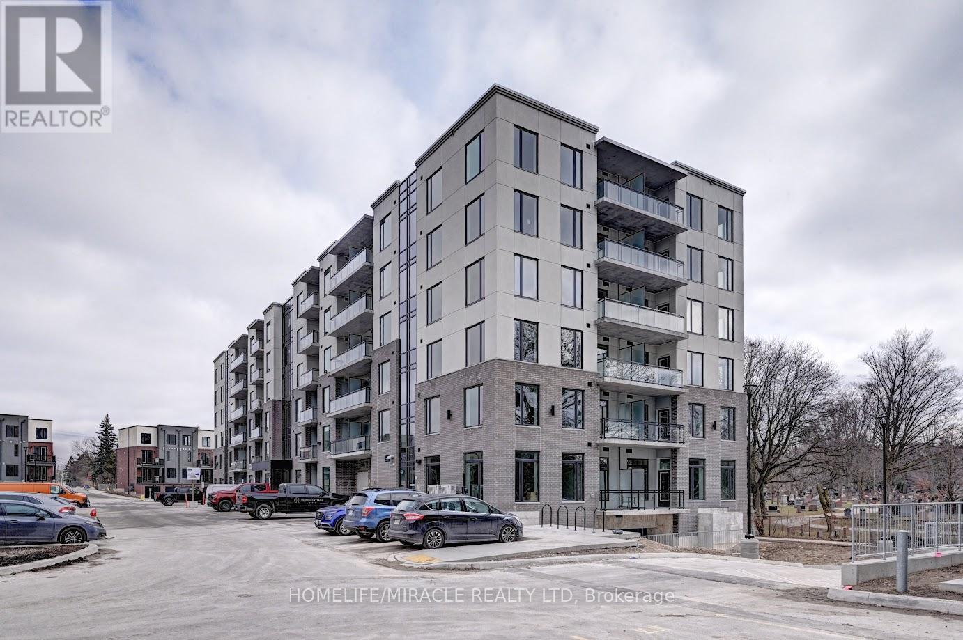 MLS® listing #30211970 for sale located at 110 - 107 ROGERS STREET
