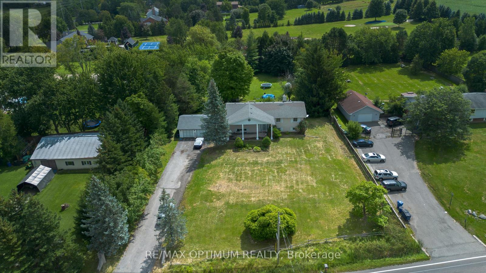 MLS® listing #30212053 for sale located at 11900 5 SIDE ROAD