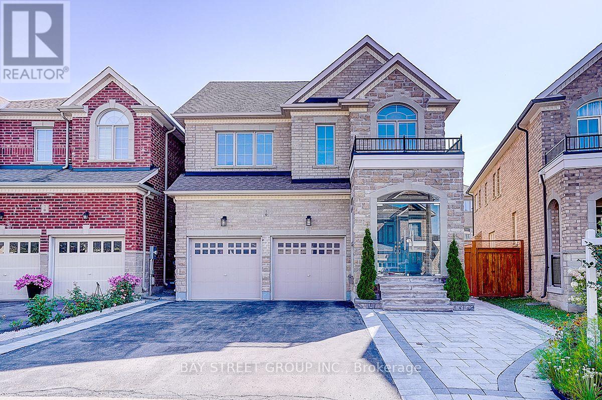 MLS® listing #30212136 for sale located at 5 BLACKSMITH TRAIL W