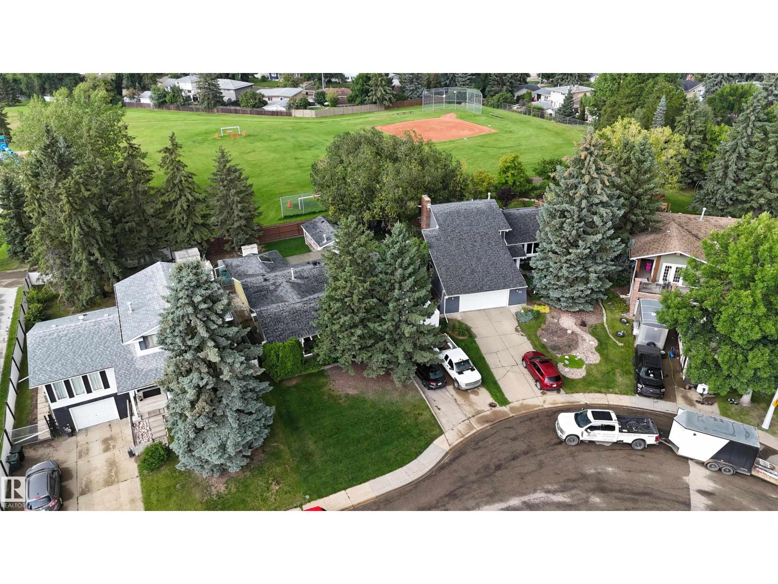 MLS® listing #30213086 for sale located at 40 GRANVILLE CR
