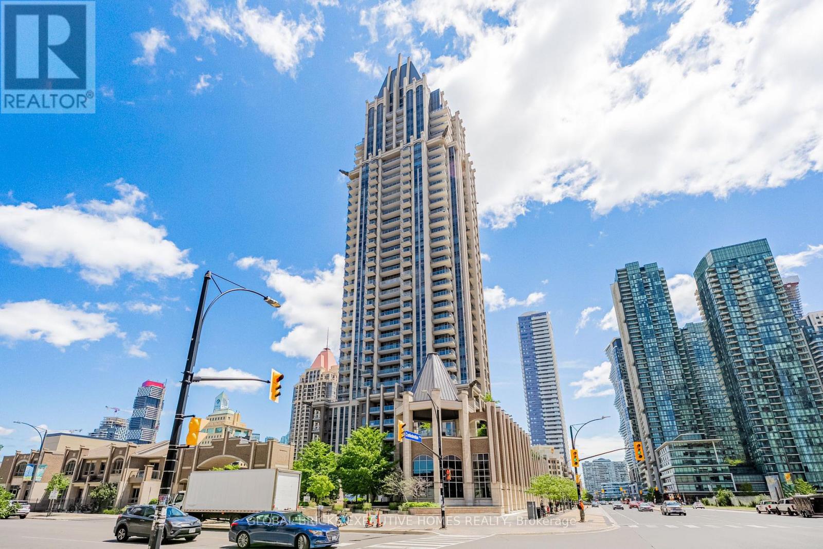 MLS® listing #30213161 for sale located at 2911 - 388 PRINCE OF WALES DRIVE