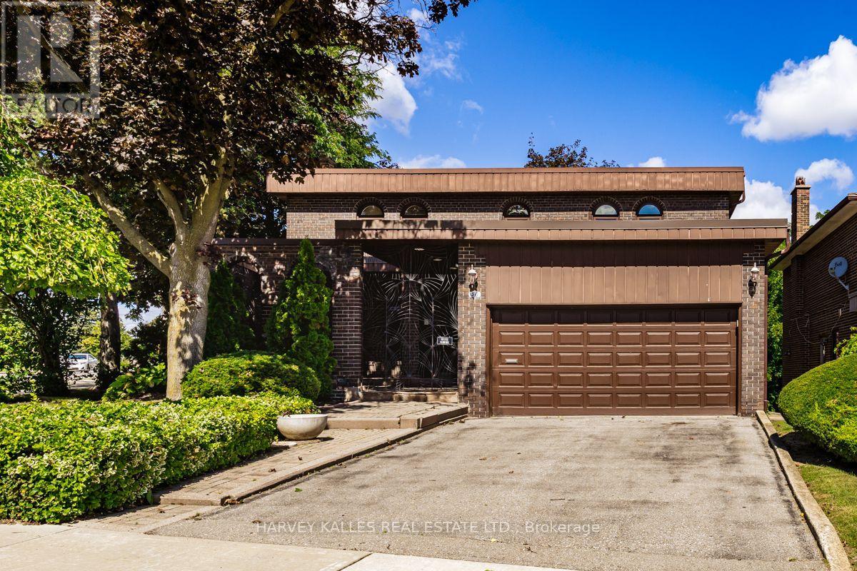 MLS® listing #30214877 for sale located at 30 COREYDALE COURT