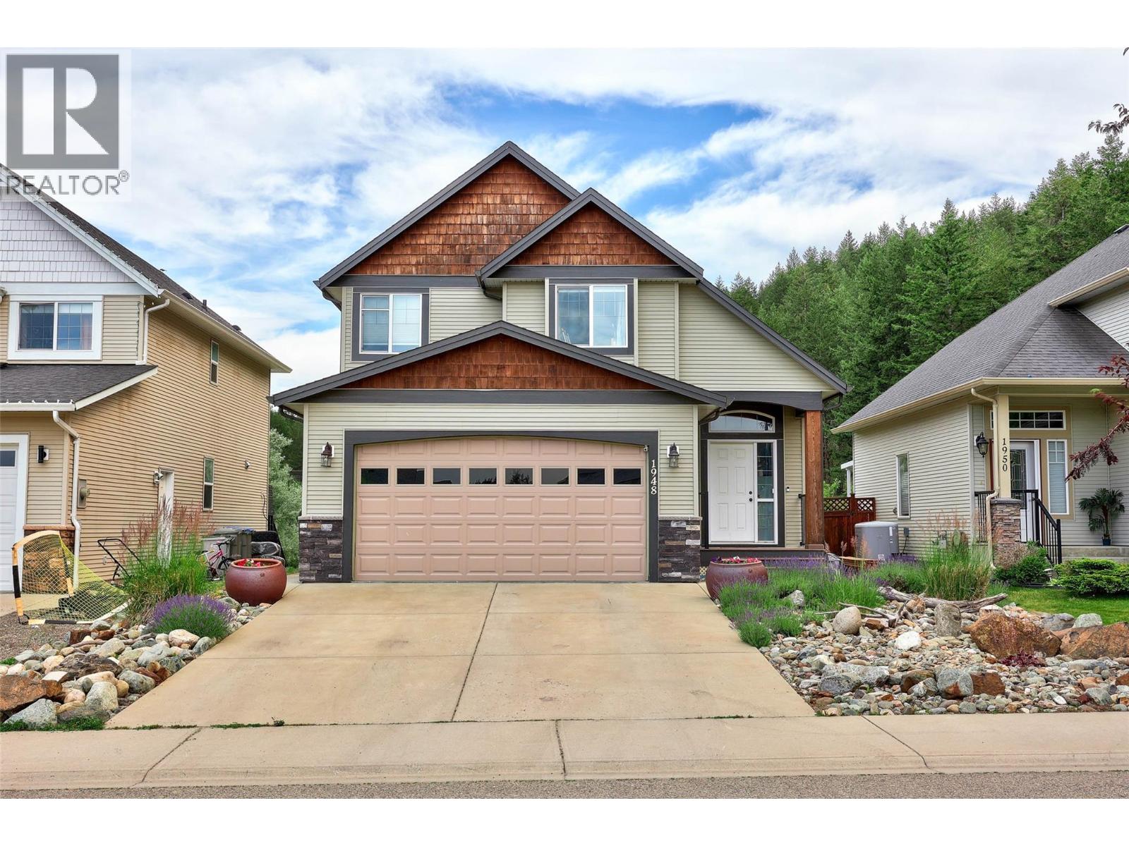 MLS® listing #30215150 for sale located at 1948 Snowberry Crescent