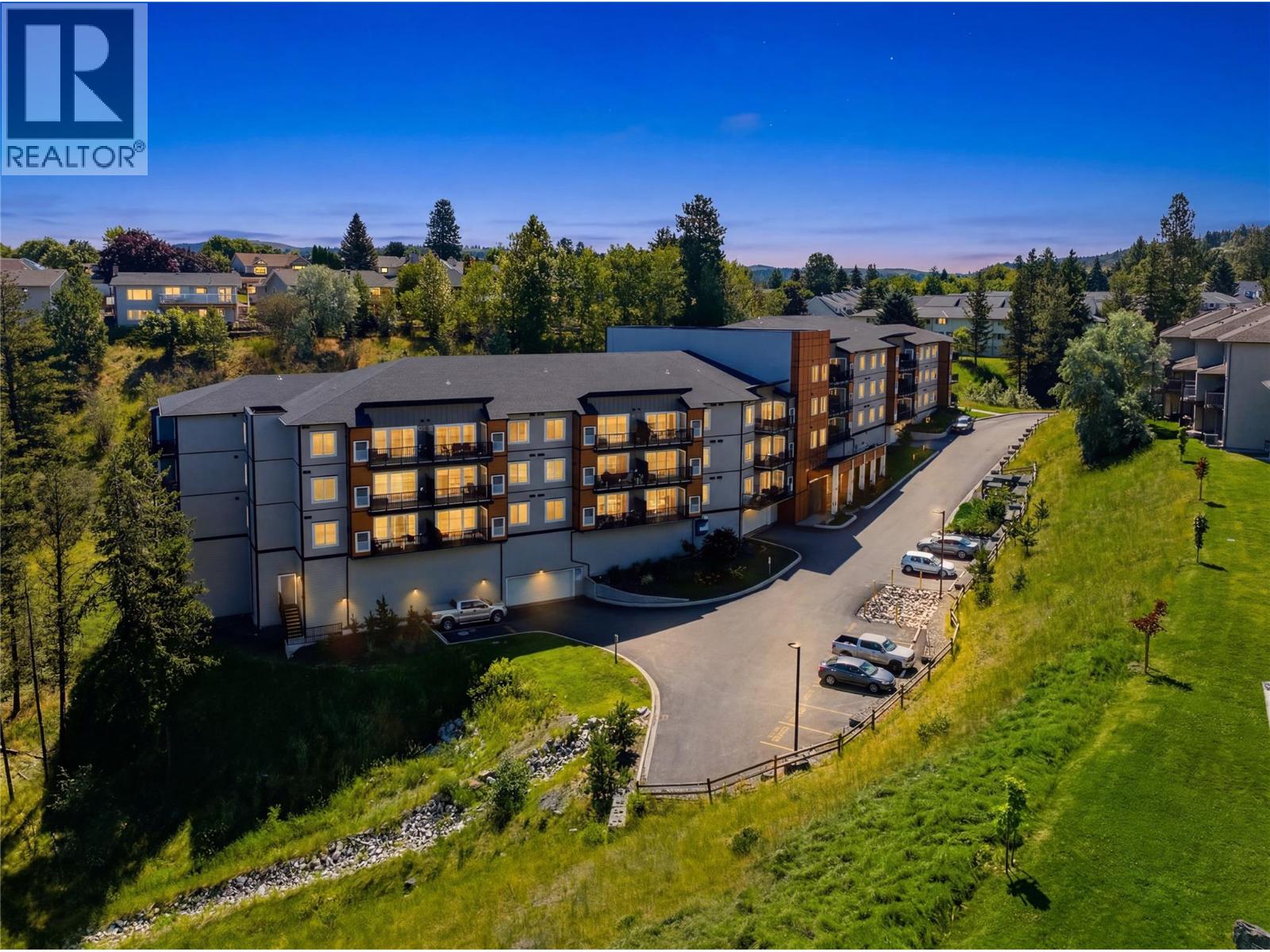 MLS® listing #30216872 for sale located at 2046 ROBSON Place Unit# 316