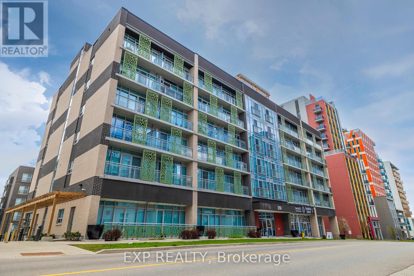 MLS® listing #30217913 for sale located at 615 - 250 ALBERT STREET