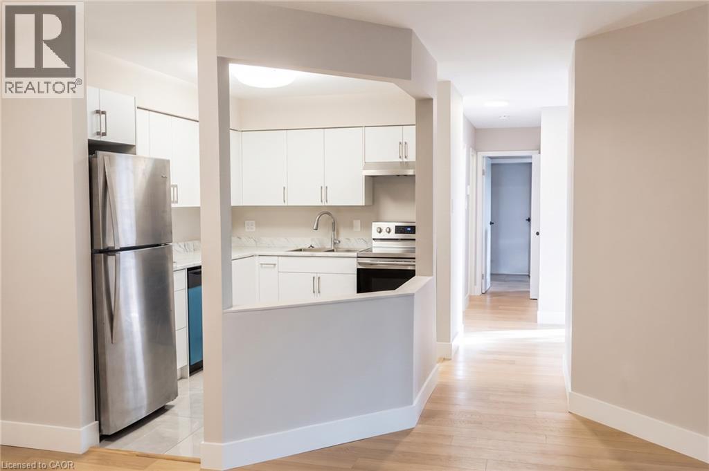 MLS® listing #30219116 for sale located at 3085 KINGSWAY Drive Unit# 22