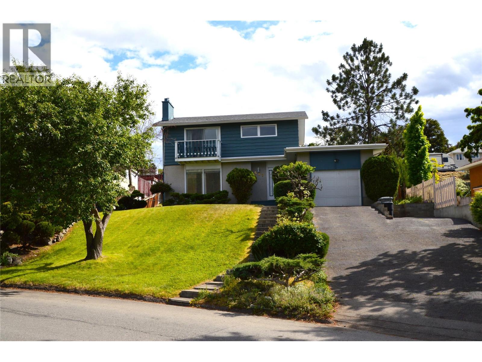 MLS® listing #30222508 for sale located at 507 Strathcona Terrace