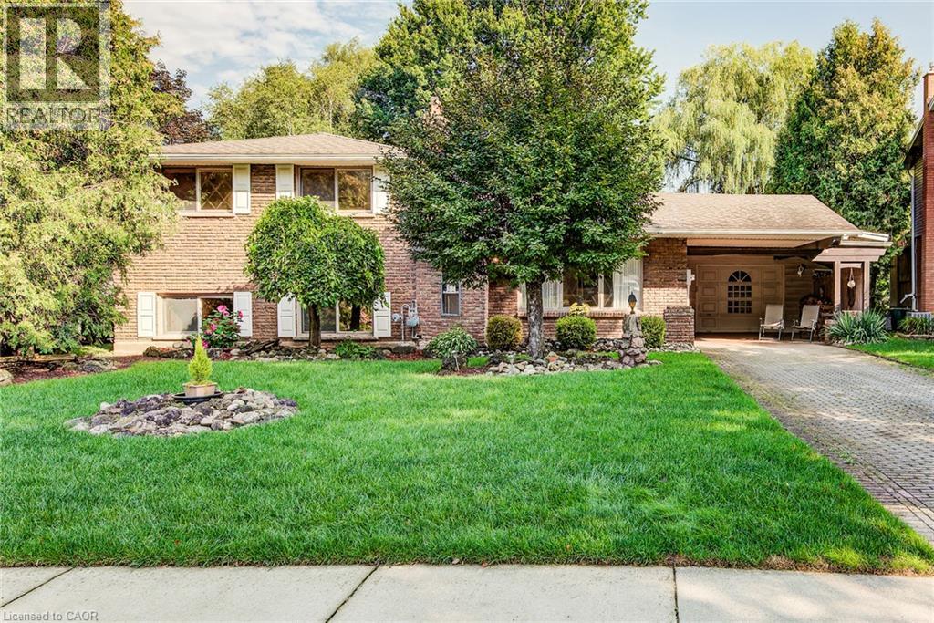 MLS® listing #30223423 for sale located at 113 MACGREGOR Crescent