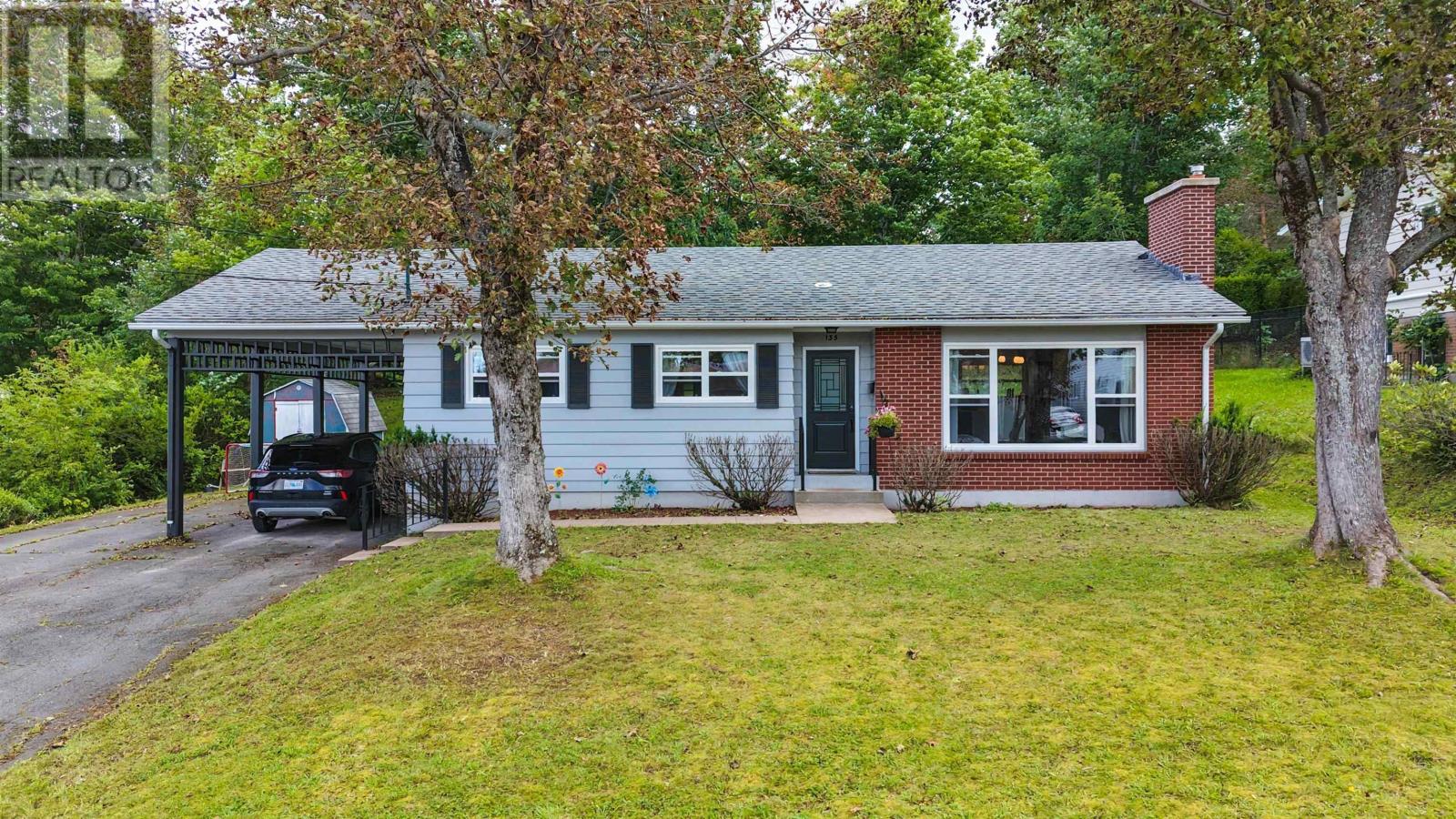 MLS® listing #30223550 for sale located at 135 Chelsea Court